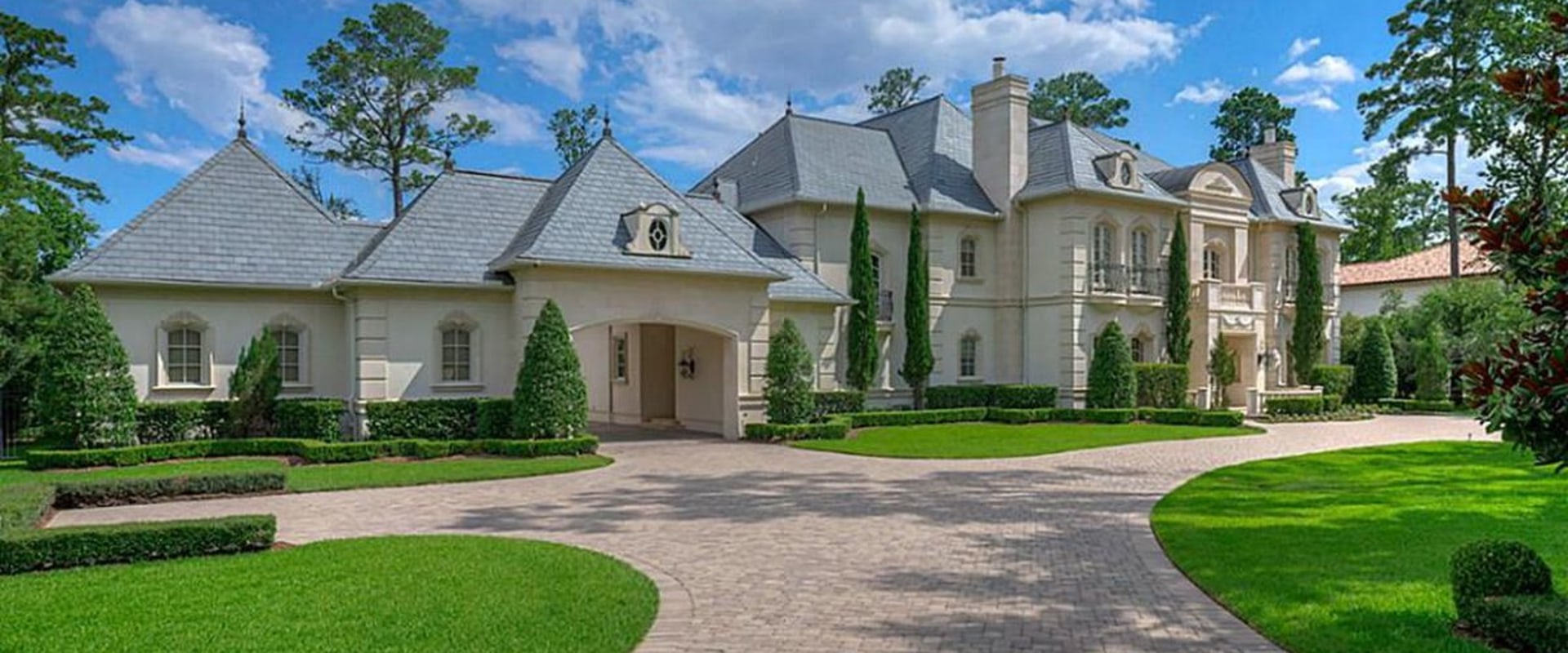 What is the Difference Between a Mortgage and a Home Equity Loan in Conroe, Texas?